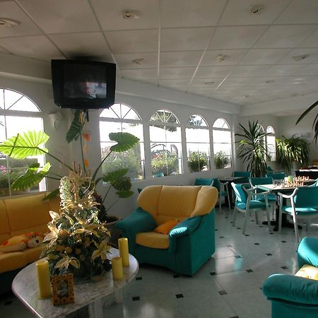 Hotel Crystal Park Винарос Экстерьер фото
